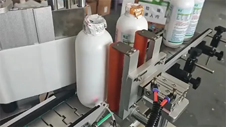 ماكينة لصق الليبل الآلية للمنتجات الزراعية