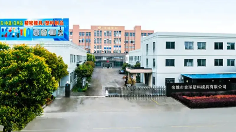 ماكينة لصق الليبل من الأمام والخلف لشركة Jinqiu Plastic Mould